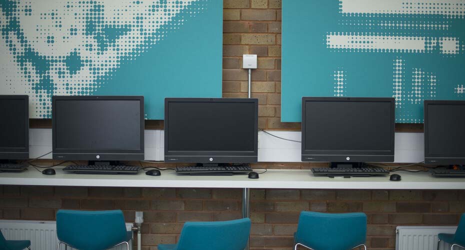 Giraffe house computers